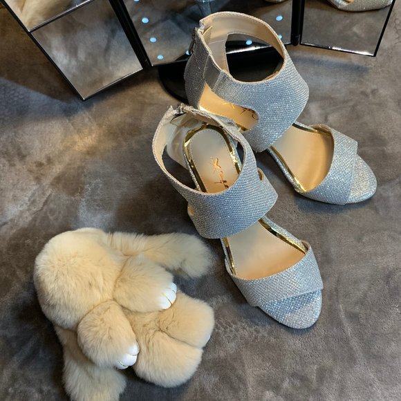 Open Toe Silver High Heel Sandals - Picture 1 of 6